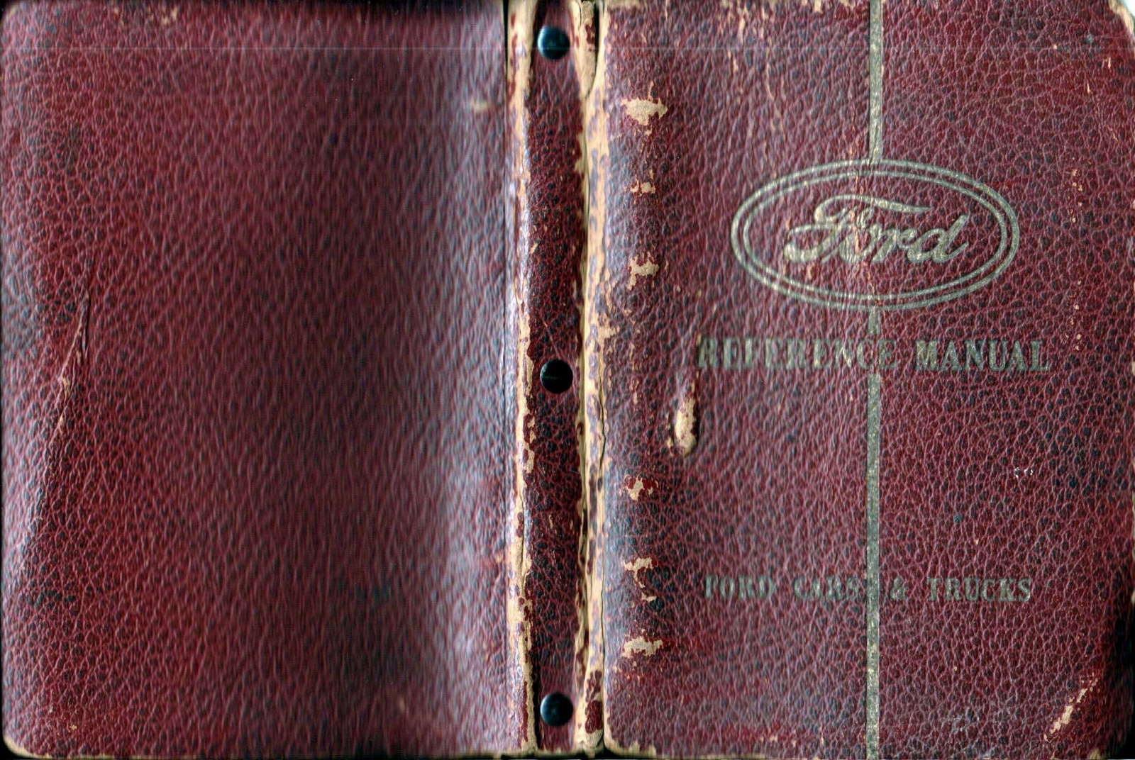 n_1942 Ford Salesmans Reference Manual-00.jpg